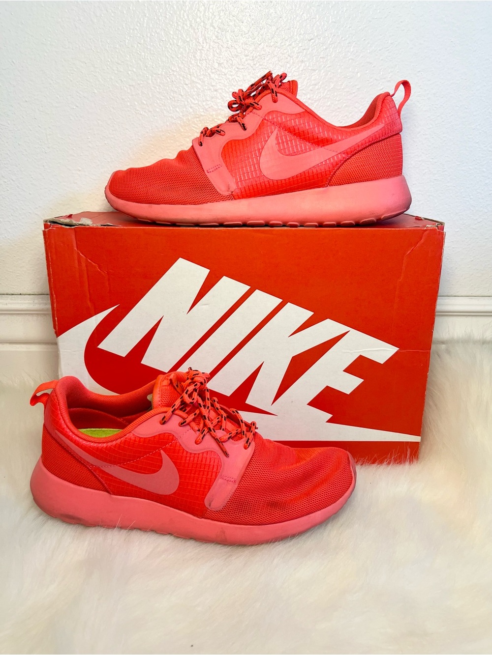 Nike Women’s Roshe Run Hyperfuse Sneakers